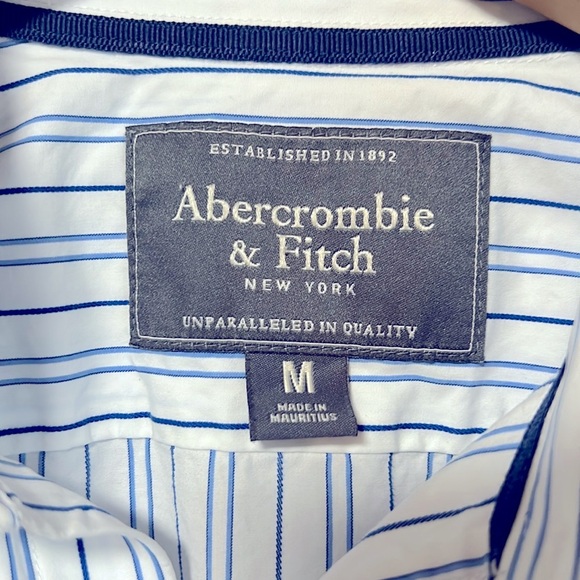 Abercrombie & Fitch long Sleeve Striped Muscle Fit Button Up Men’s Size Medium - Picture 3 of 8